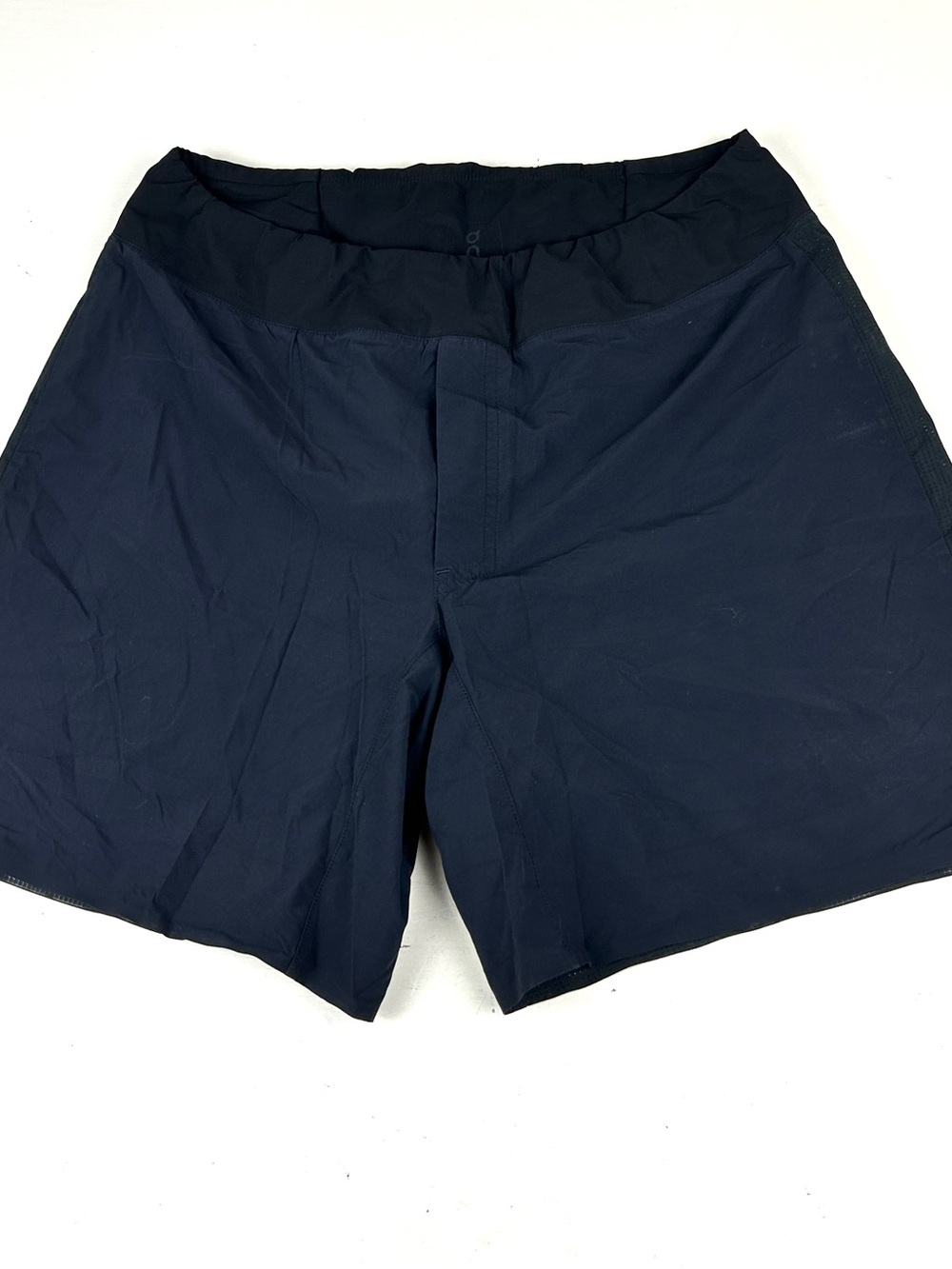 On Cloud Running Shorts 7” Men’s Medium Black Athleisure Unlined